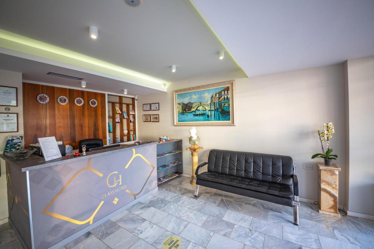 CLASS Hotel Ksamil Buitenkant foto